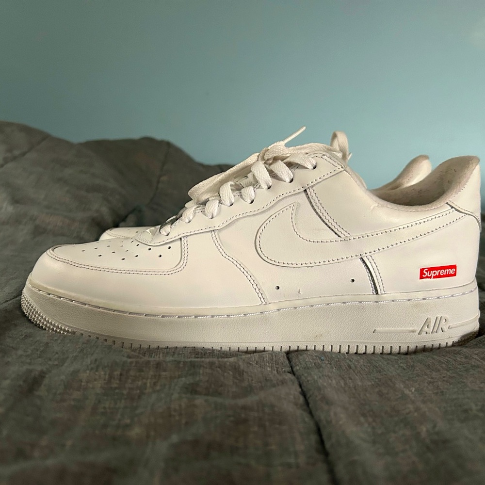 Nike Supreme Airforce 1s